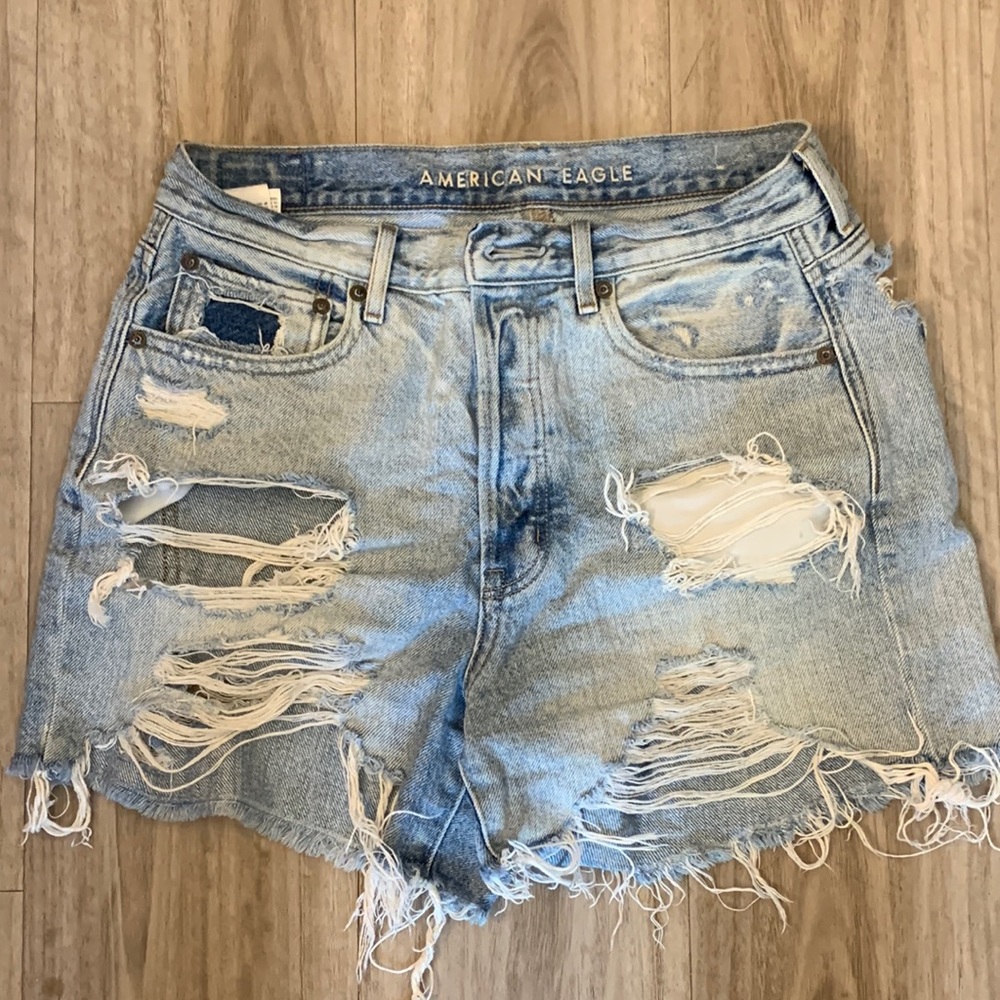 American Eagle boyfriend shorts